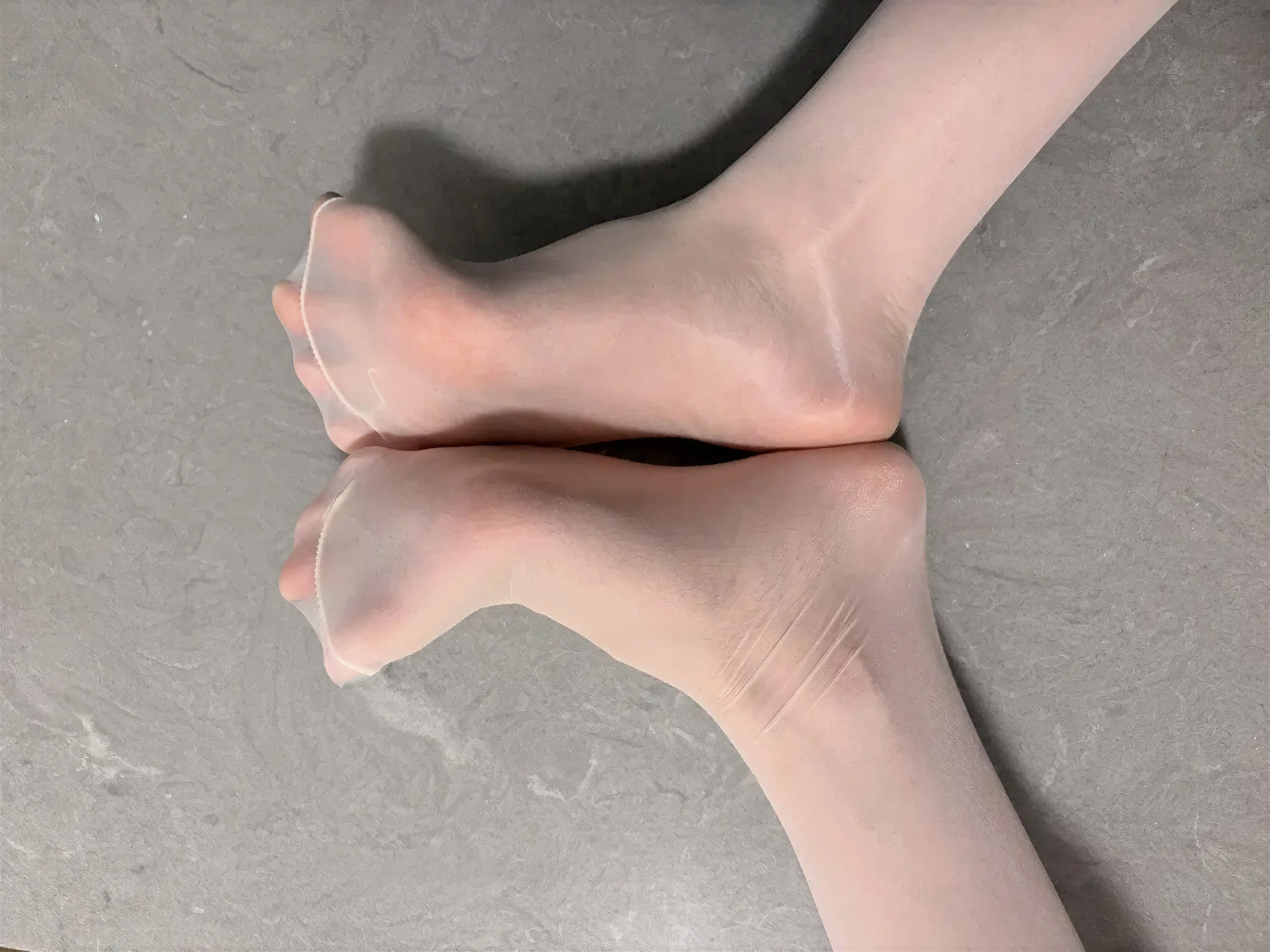 小甜酒子 – 趴我腿上 5P